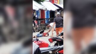 Brazil: Hairdresser is Killed by Knife in the Middle of the Street (See Info)