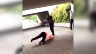 Headbutt Attempt goes Terribly Wrong in Street Fight