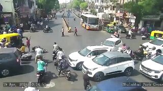 India: Youth Motorcycle Driver is Crushed in the Street...but the Worst Part is HOW Long he Sits There Dead (See Info)