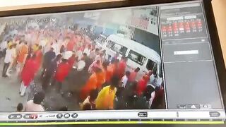 Ram Navami Hindu Festival Accident caught on Video: 2 Killed over 24 Injured