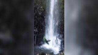 What's it like Hitting Water from a Few Stories Up...