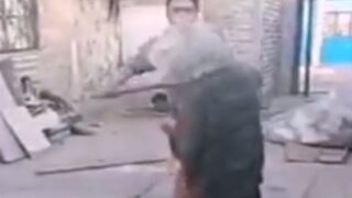Elderly Woman is Badly Beaten by Man for Random Violence