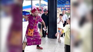 Master of Ro-sham-bo