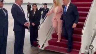 Benjamin Netanyahu lands in Washington, D.C., with no red carpet rolled out for him.