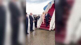 Benjamin Netanyahu lands in Washington, D.C., with no red carpet rolled out for him.