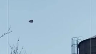 Music Artist J Balvon films UFO over NYC