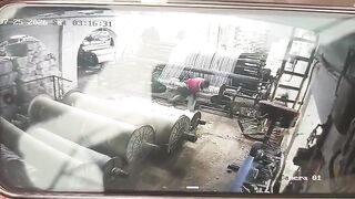 Shocking Work Accident In Pakistan