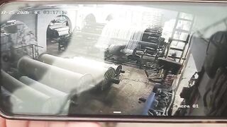 Shocking Work Accident In Pakistan