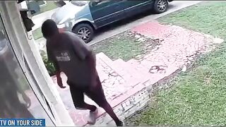 The most tragic part of the incident is that the black parasite is still breathing.