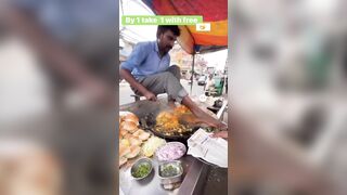 Most talented Indian street vendor
