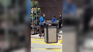 Kroger Employees Swarm Alleged Shoplifter and Take Back the Cart