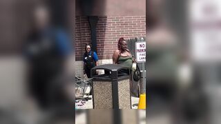 Kroger Employees Swarm Alleged Shoplifter and Take Back the Cart