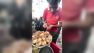 Street food in India is the shit!