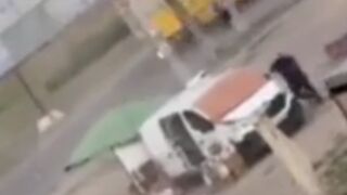 Russian drone hunts vendor in Ukraine's Kherson