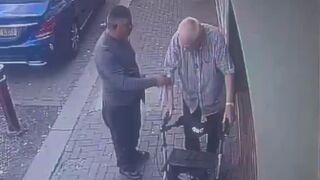 Foreigners Rob 86-Year-Old Man In Dudley, UK