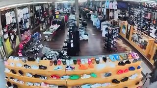 Man charged in Memphis clothing store shooting that left one injured