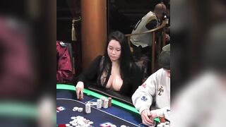 Girl found a Brilliant Way to Cheat at Poker, without Cheating