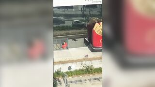 At McDonald's: Person attempts to Save Teen Girl at Mall from Death....but Can't