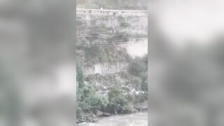 Man tries to Evade Police by Hiding Hanging from Cliff..but Falls to his Death