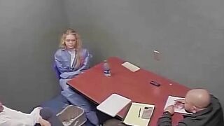OnlyFans model Courtney Clenney has been sentenced ONLY 6years for killing boyfriend