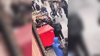Old man shows Brit Police how to take out migrant