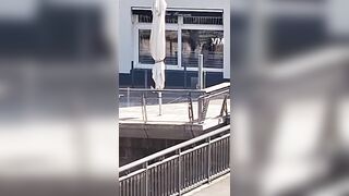 A new knife attack has been filmed in the French city of Épinal.