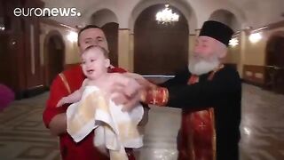 How to teach your baby to swim...