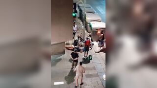 American Tourist Fights Back, Beats One Robber and Recovers Watch in Barcelona