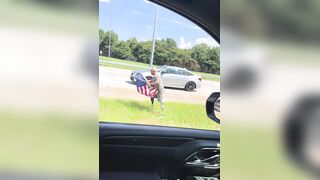 Double amputee Marine saves American flag from the interstate
