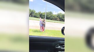 Double amputee Marine saves American flag from the interstate