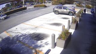 Man poses as laptop buyer at Wimauma Wawa, takes off when couple hands it over