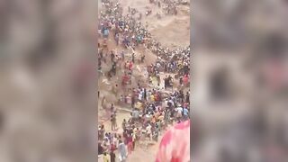 A landslide at a mining site in Zambo, a settlement on the border between Cameroon and the Central African Republic, has killed more than 100 people.