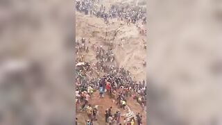 A landslide at a mining site in Zambo, a settlement on the border between Cameroon and the Central African Republic, has killed more than 100 people.