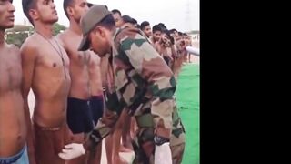 Paki troop inspector