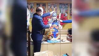A Shaman from Taehwadang, denounced their idols and accepted Jesus Christ