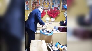A Shaman from Taehwadang, denounced their idols and accepted Jesus Christ