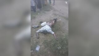 Strong Images: Woman caught with Dead Baby is Beaten Dragged and Set on Fire