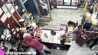 Customer shot in Bronx bodega dies, cops link gunman to restaurant killing in Brooklyn