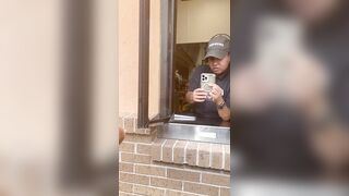 Woman Confronts Houston Popeyes Employee