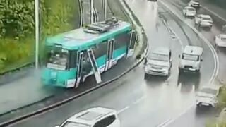 New Fear Unlocked: Doors Fly Open on Tram as Brakes Fail tossing Passengers onto the Street