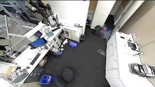 INCREDIBLE: Sniper Takes out Bank Robber Holding Two Hostages THROUGH a Computer Monitor.