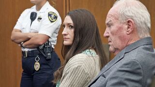 The judge in Lindsay Clancy trial is set to question the lone holdout juror this morn
