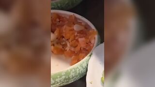 Algerian criminal in Olbia, Sardinia, stormed into a restaurant with a knife