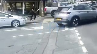 WILD DAYLIGHT RAID as BALACLAVA GANG RAMS UK PAKISTAN JEWELLERS