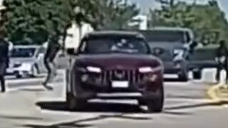 Crazy Drive By Shooting in Broad Daylight