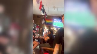 Group kicked out of sports bar in Portland for wearing XX/XY shirts