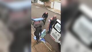 A frail patient fell from stretcher while being transported from home to an ambulance
