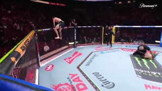 Brutal Body Slam KO from last night's UFC