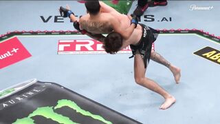 Brutal Body Slam KO from last night's UFC