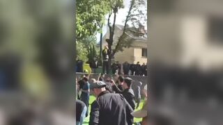 Pig's head brought during Friday prayer at Lithuania's Kaunas mosque